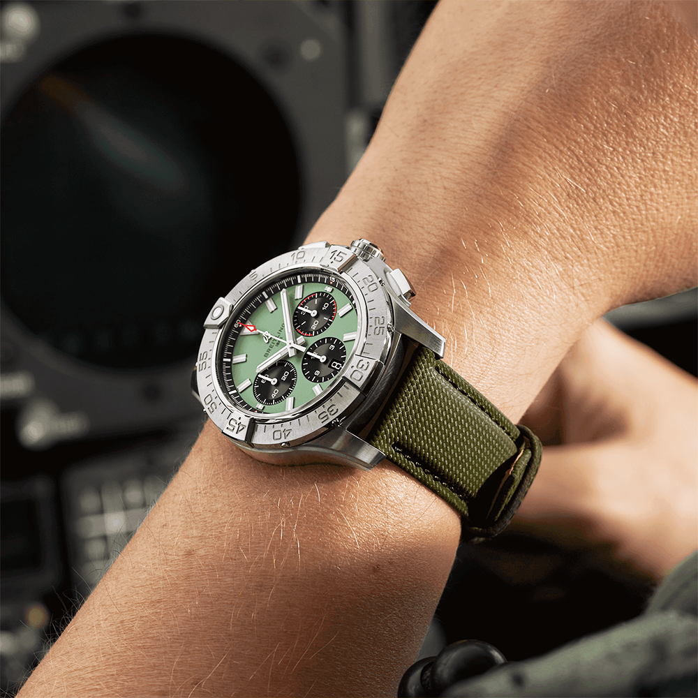 Avenger 44mm Green Dial Automatic Chronograph Strap Watch