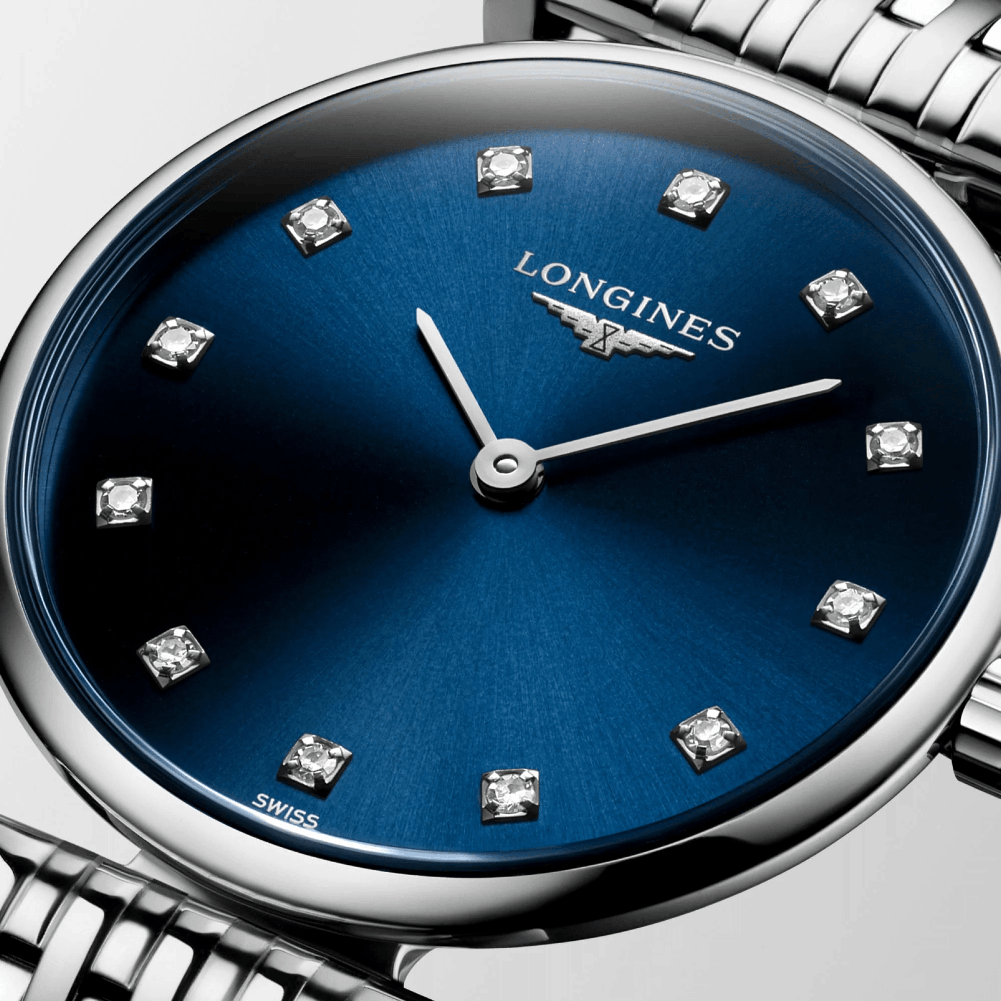 La Grande Classique 24mm Blue Diamond Dial Bracelet Watch
