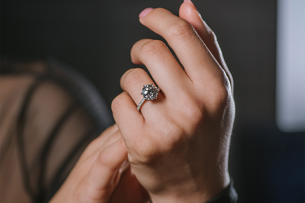 A bit of Christmas Sparkle, Engagement Ring sales soar by 45%