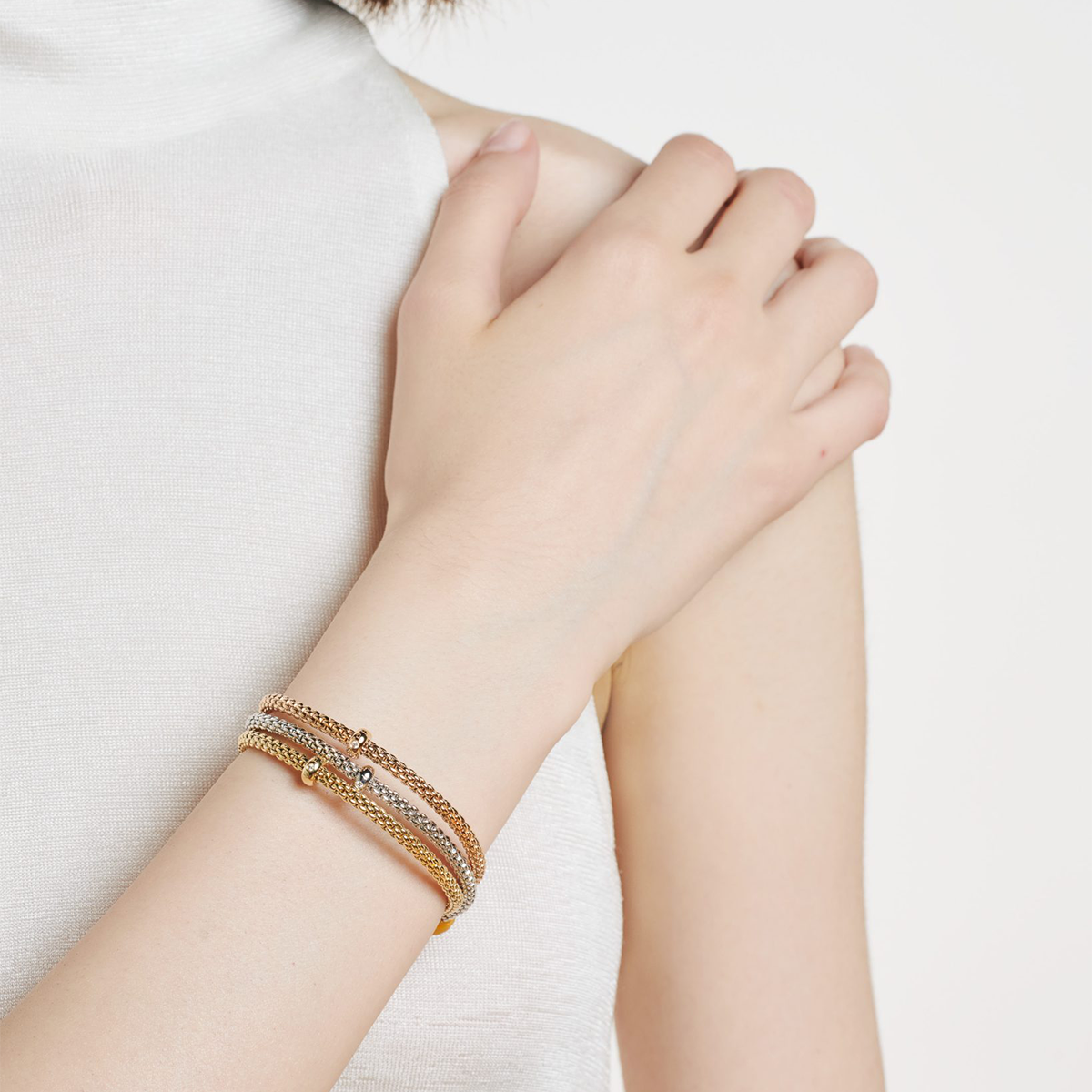 FOPE Prima 18ct Yellow Gold Bracelet With Single Diamond Rondel - Berry's Jewellers
