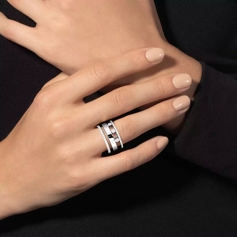 18ct White Gold Move Romane Large Diamond Ring