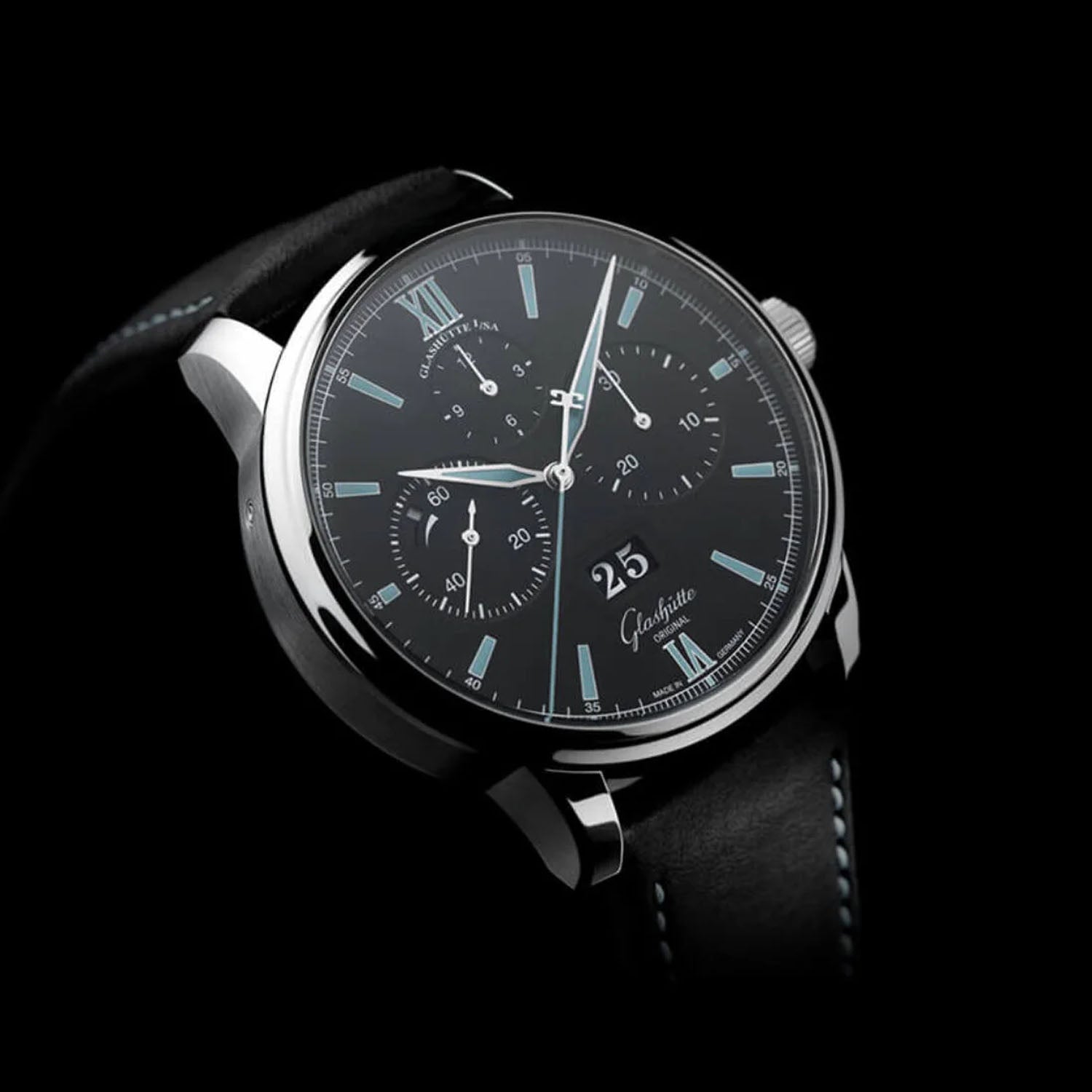 Senator 42mm Panorama Date Men's Strap Watch