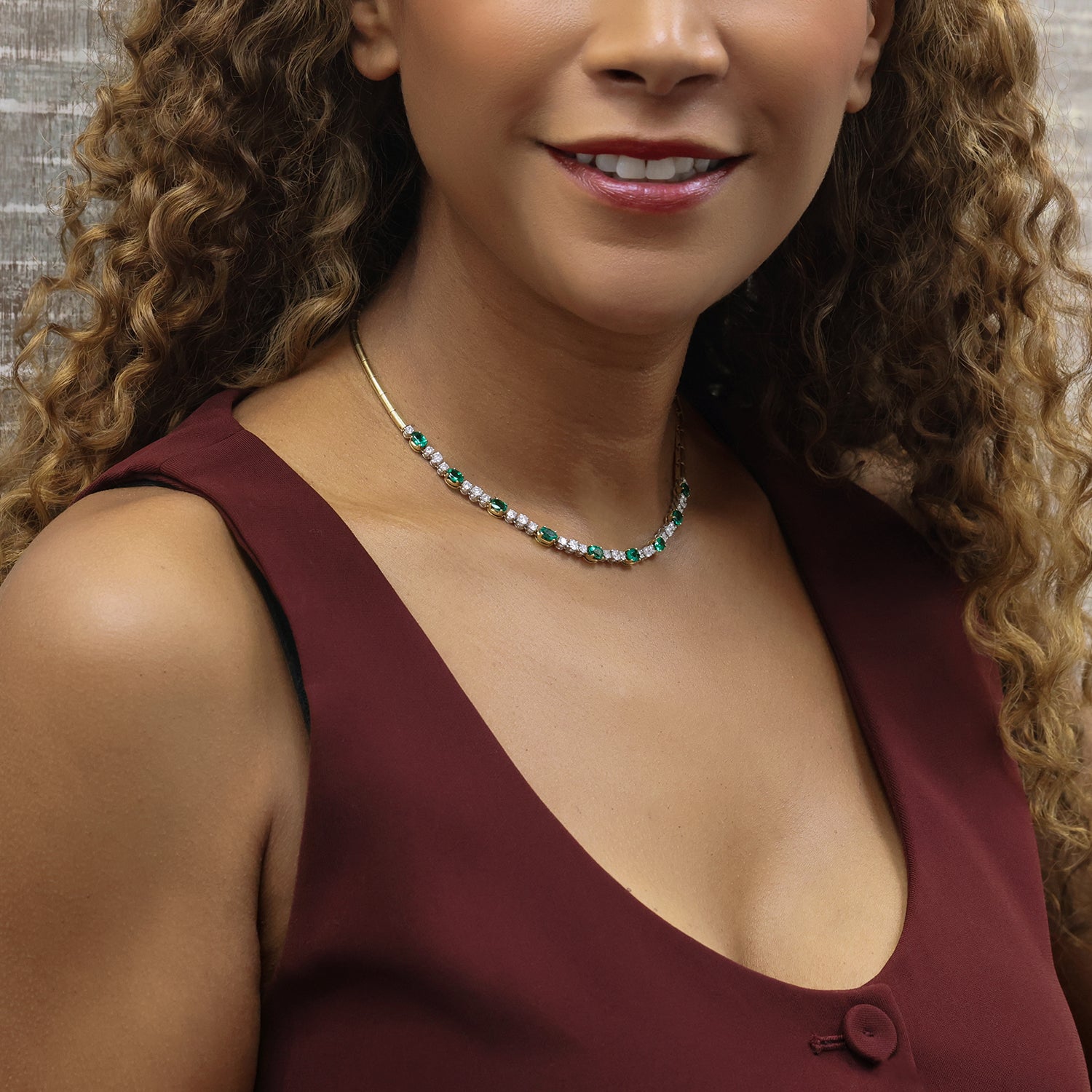 Berry's 18ct Yellow & White Gold Oval Emerald & Round Brilliant Cut Diamond Collarette - Berry's Jewellers