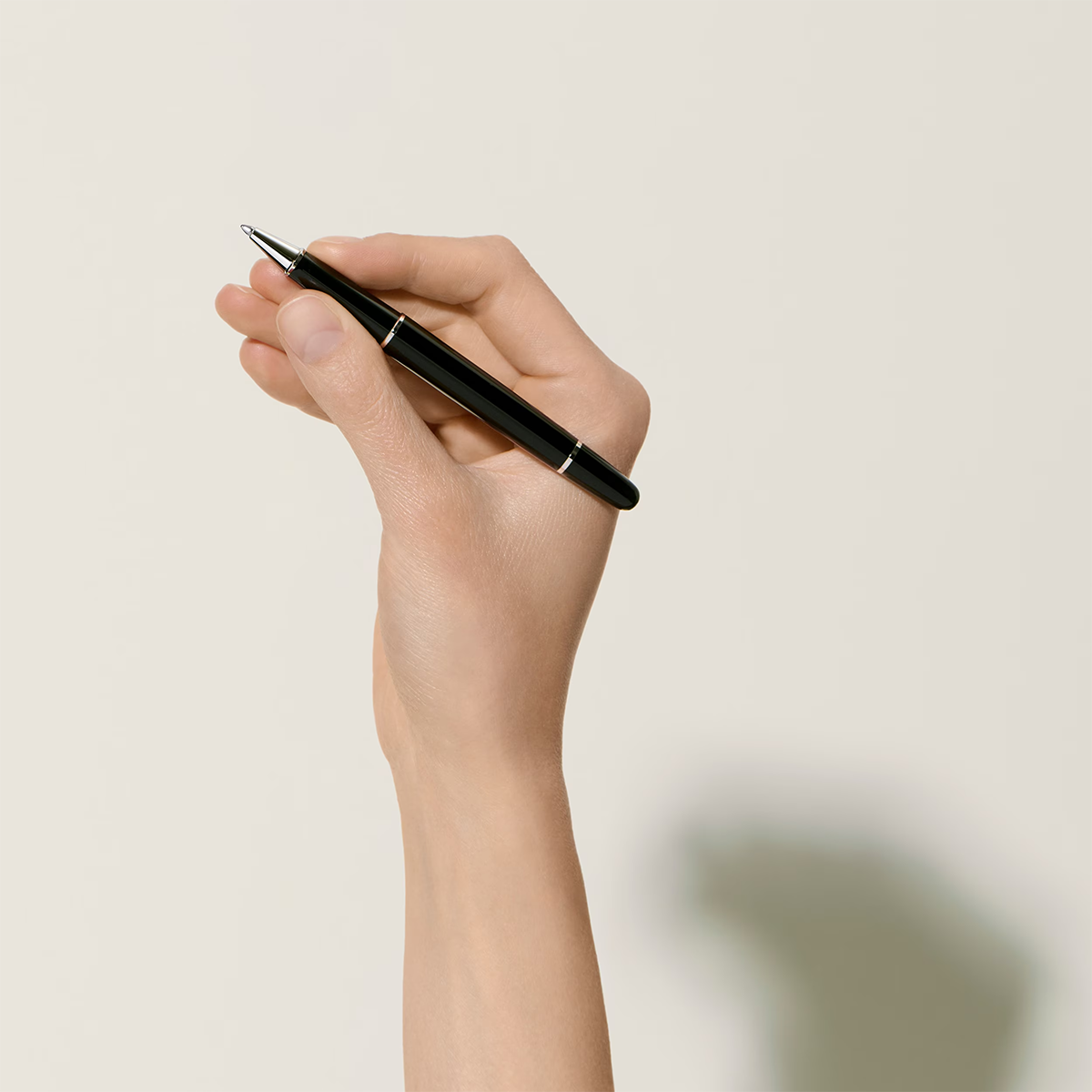 Meisterstück Platinum-Coated Classique Rollerball Pen