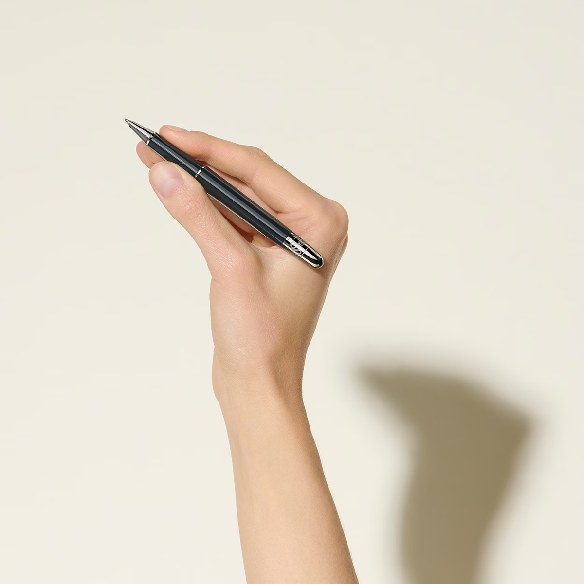 Meisterstück Around The World In 80 Days Blue Classique Rollerball Pen