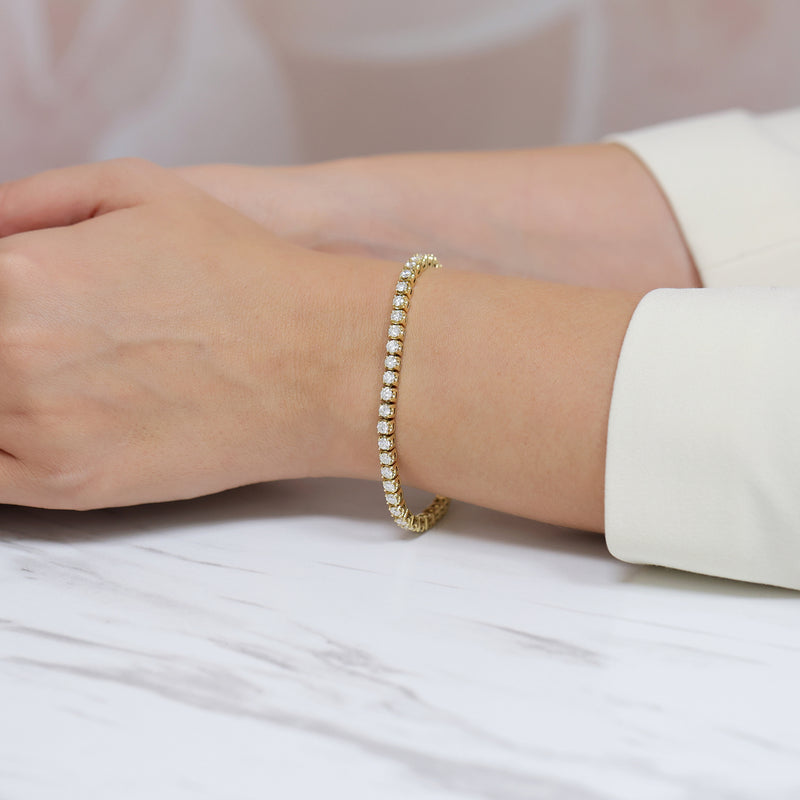 Berry's 18ct Yellow Gold Round Brilliant Cut Diamond Line Bracelet - Berry's Jewellers