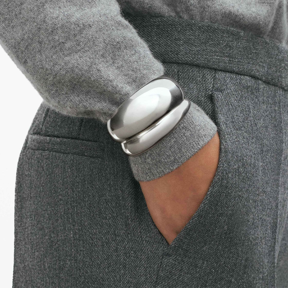 Curve Sterling Silver Medium Bangle
