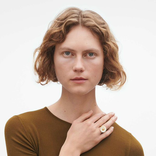 Daisy 18ct Yellow Gold Plated Silver And White Enamel Ring