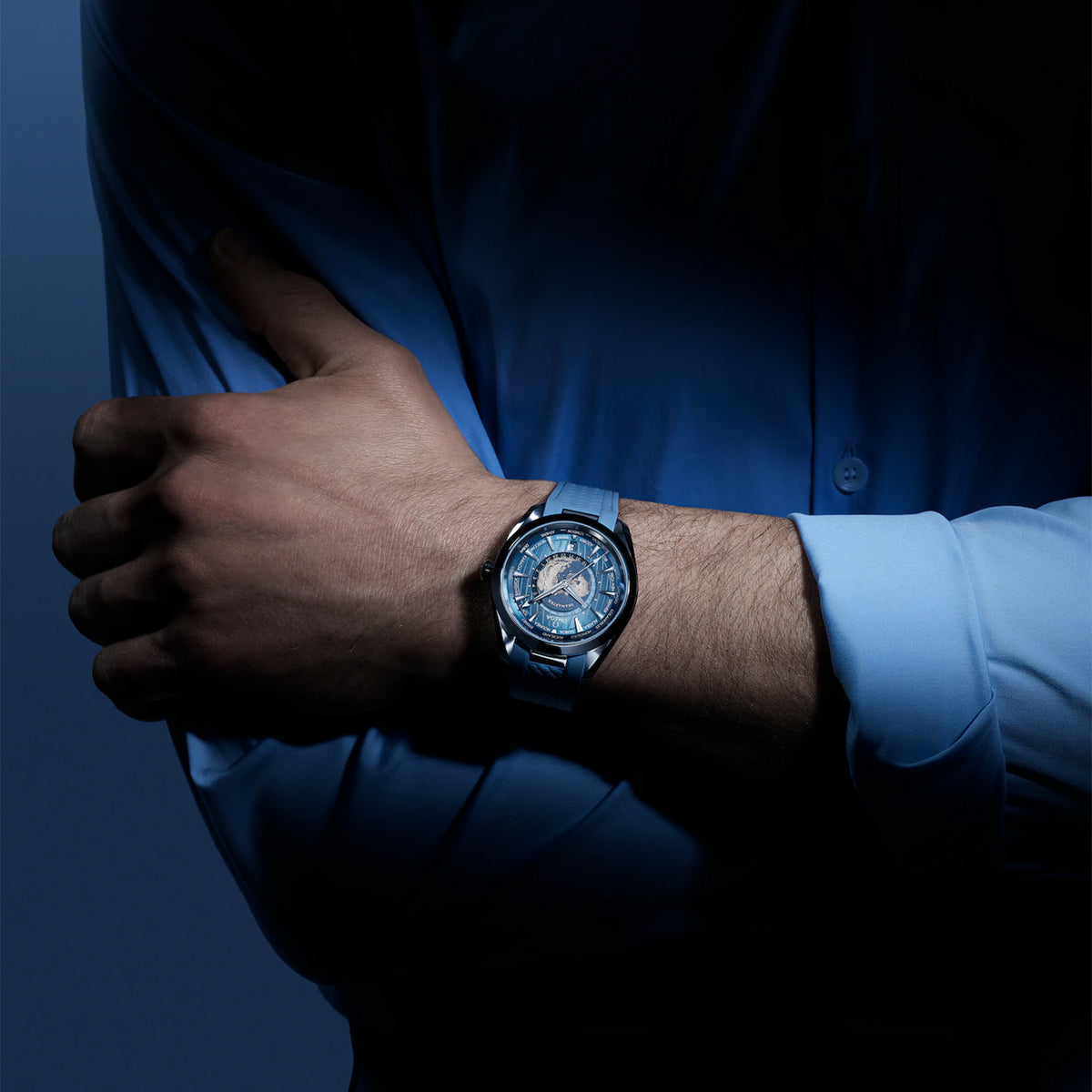 OMEGA Seamaster Aqua Terra GMT Worldtimer 43mm Summer Blue Dial Strap Watch - Berry's Jewellers