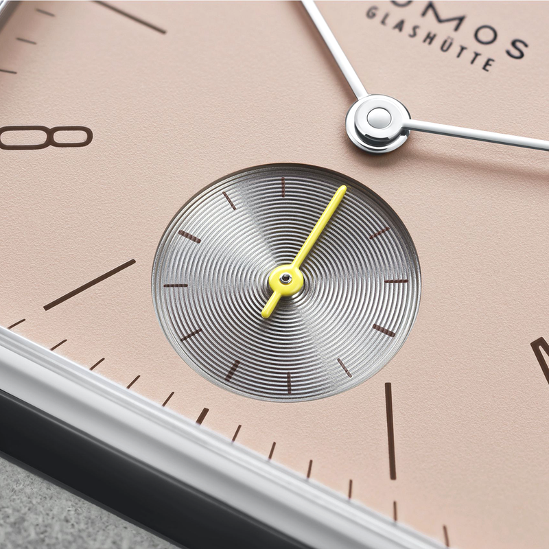 NOMOS Glashütte Tetra-Die Kapriziöse 30mm Nude & Grey Dial Manual-Wind Watch - Berry's Jewellers