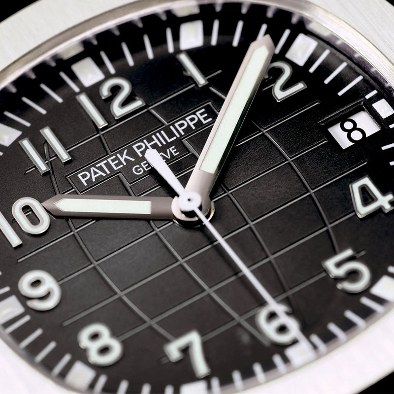 Patek Philippe Aquanaut Date 40.8mm Steel Black Dial Mens Rubber Strap Watch - Berry's Jewellers