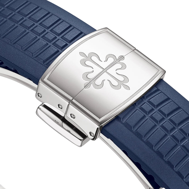 Aquanaut 42.2mm 18ct White Gold Blue Dial Mens Rubber Strap Watch