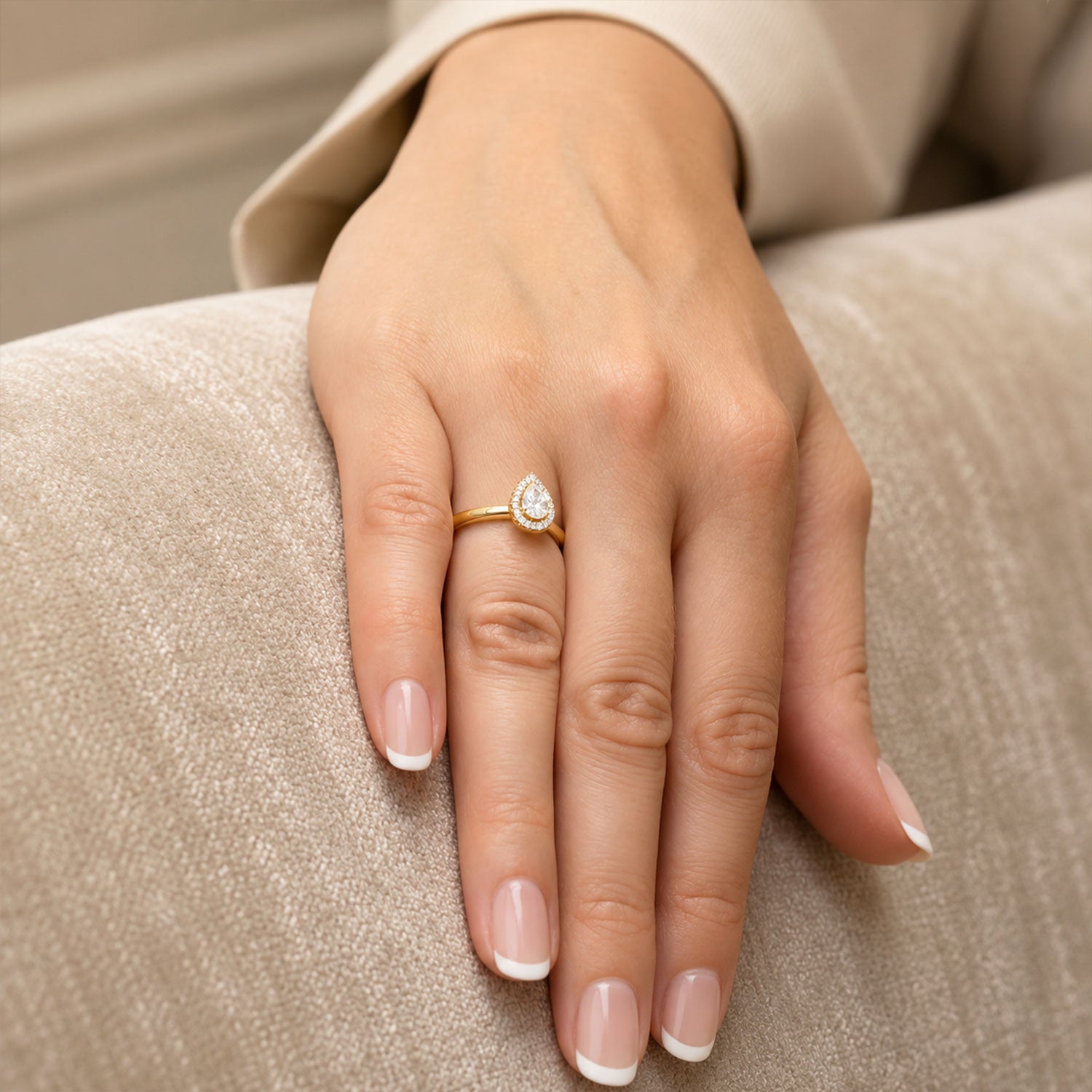 18ct Yellow Gold 0