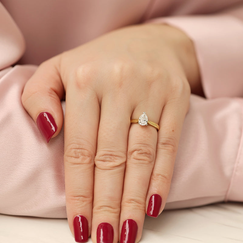 18ct Yellow Gold Pear Cut Diamond Engagement Ring