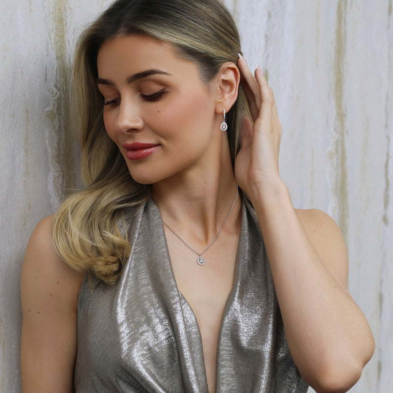 18ct White Gold And Pear Cut Diamond Drop Earrings