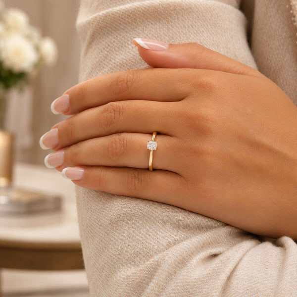 18ct Yellow Gold GIA Certificated Cushion Cut Diamond Engagement Ring