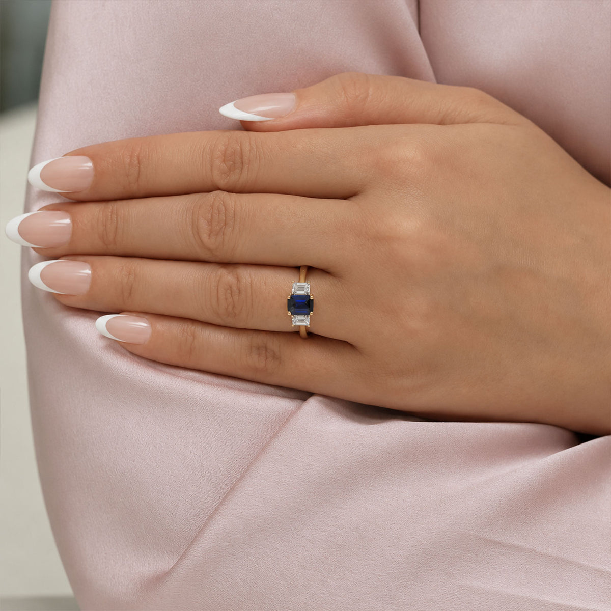18ct Yellow Gold Sapphire And Diamond Three Stone Ring