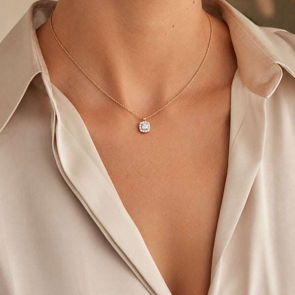 18ct Rose Gold Cushion Cut Diamond Halo Pendant