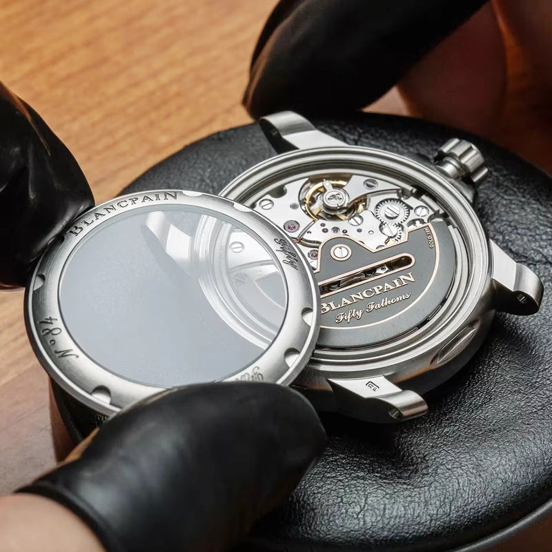 Fifty Fathoms Automatique 42.3mm Titanium Black Dial Rubber Strap Watch