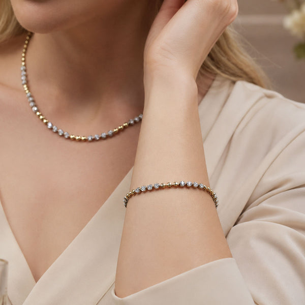 18ct Yellow Gold Disc And Round Brilliant Cut Diamond Bracelet