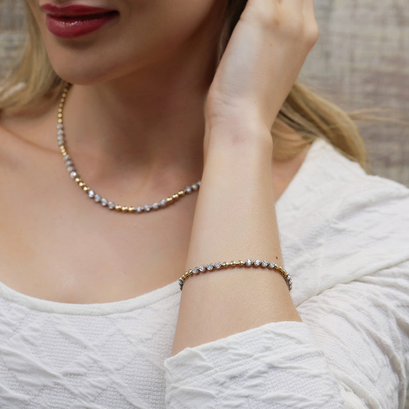 18ct Yellow Gold Disc And Round Brilliant Cut Diamond Bracelet