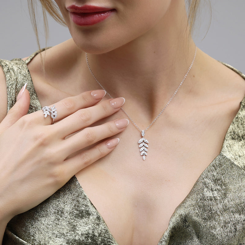 18ct White Gold Round Brilliant Diamond Leaf Pendant