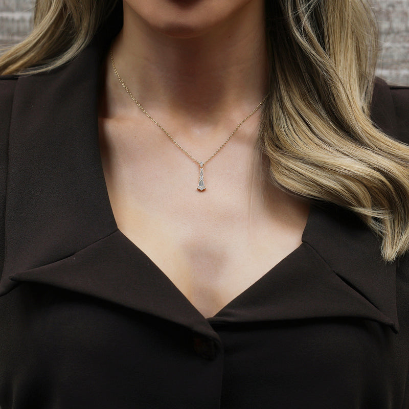 18ct Yellow Gold Diamond Vintage Style Pendant