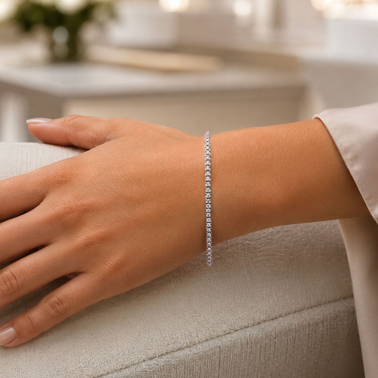 18ct White Gold and Claw Set Round Brilliant Cut Diamond Tennis Bracelet