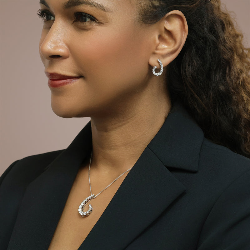 18ct White Gold Graduated Round Brilliant Diamond Swirl Drop Earrings