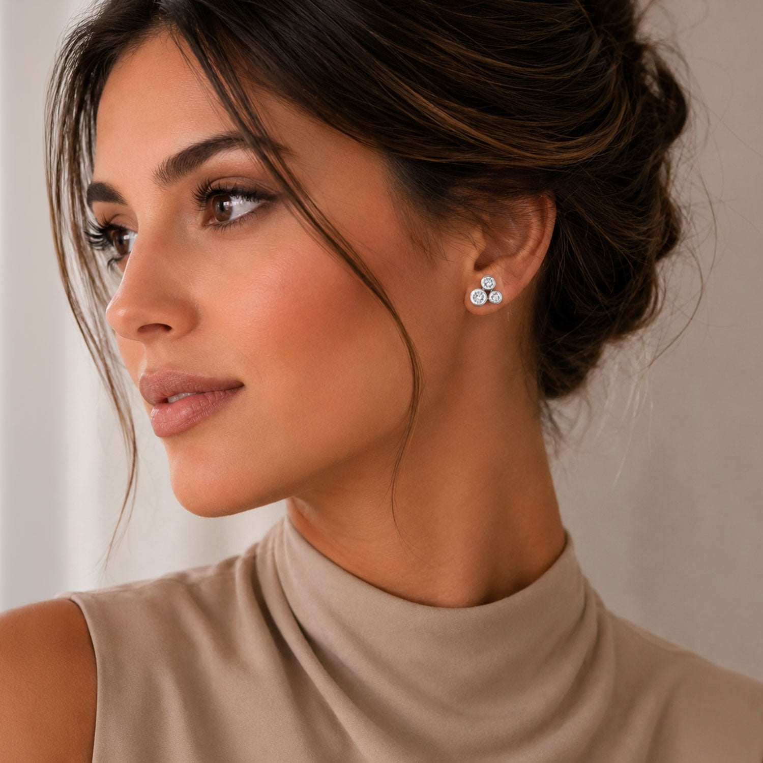 18ct White Gold Round Brilliant Cut Rub Over Bubble Earrings