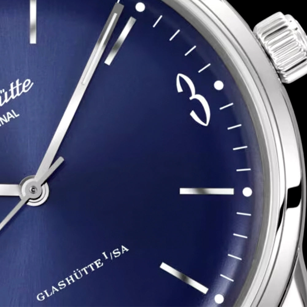 Vintage Sixties 39mm Galvanized Blue Dial Automatic Watch