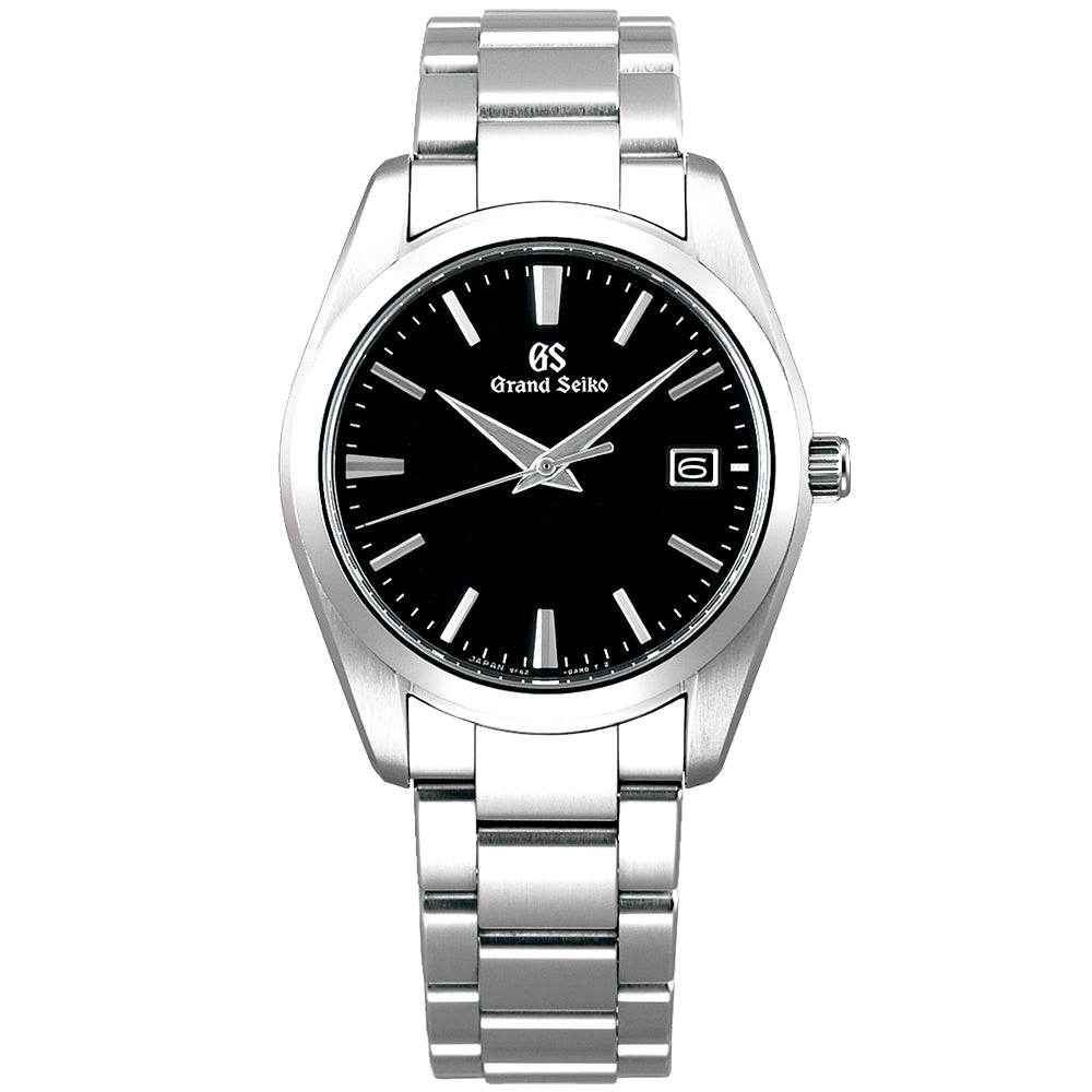 Heritage Quartz 37mm Black Dial Bracelet Watch