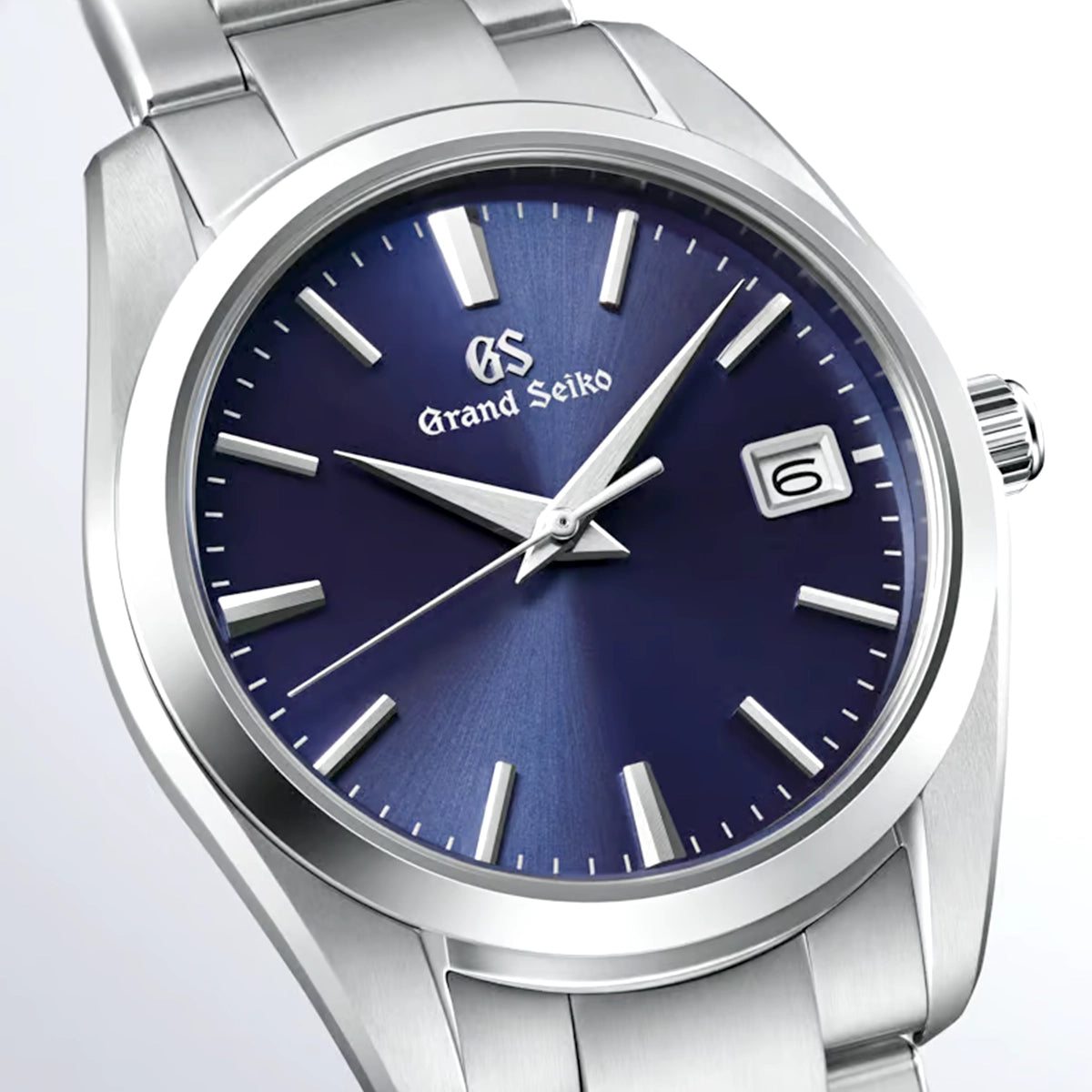 Heritage Quartz 37mm Japanese Blue Dial Bracelet Watch