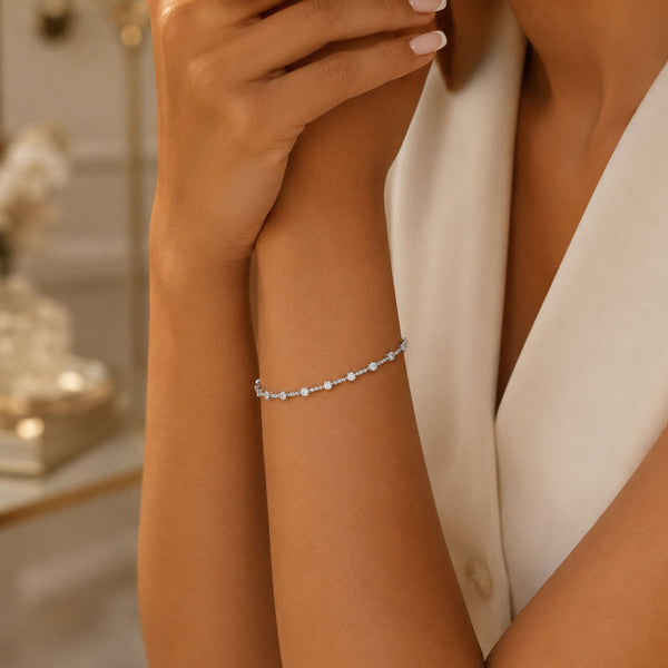 18ct White Gold Round Brilliant Cut Diamond Rub Over Tennis Bracelet