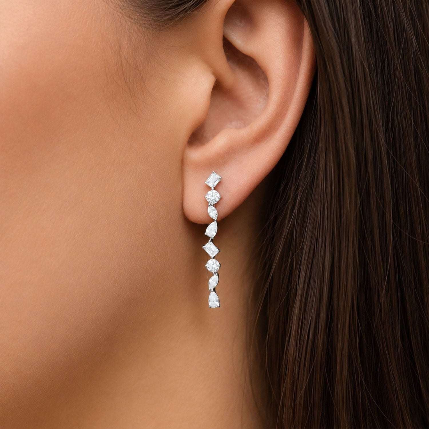 18ct White Gold Mixed Cut Diamond Drop Earrings