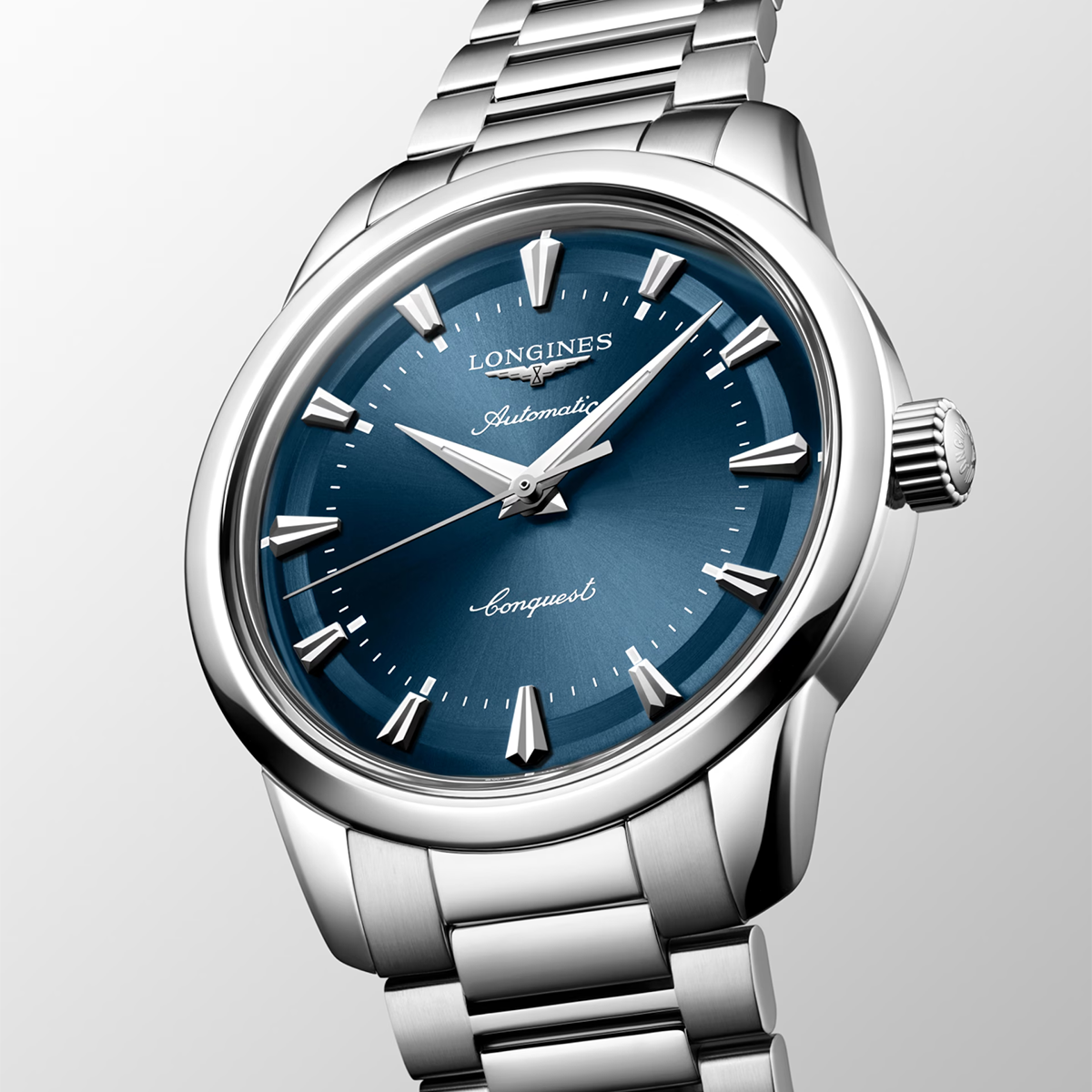 Conquest Heritage 40mm Blue Dial Automatic Bracelet Watch