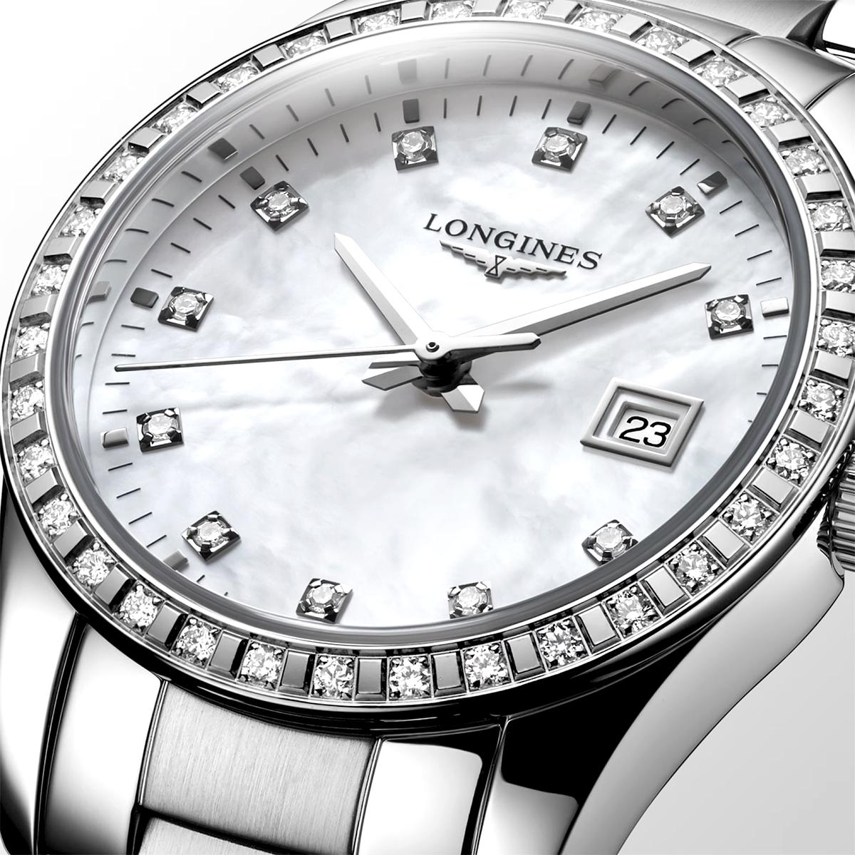 Conquest Classic 29.5mm Diamond Dial & Bezel Ladies Bracelet Watch