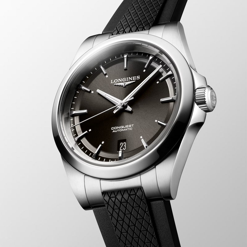 Conquest 38mm Black Dial Automatic Rubber Strap Watch