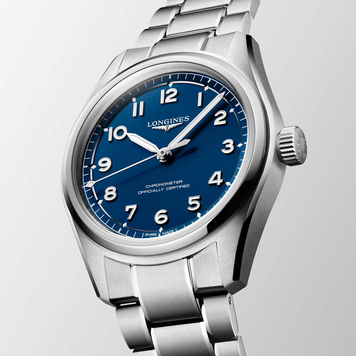 Spirit Pilot 39mm Blue Dial Automatic Bracelet Watch