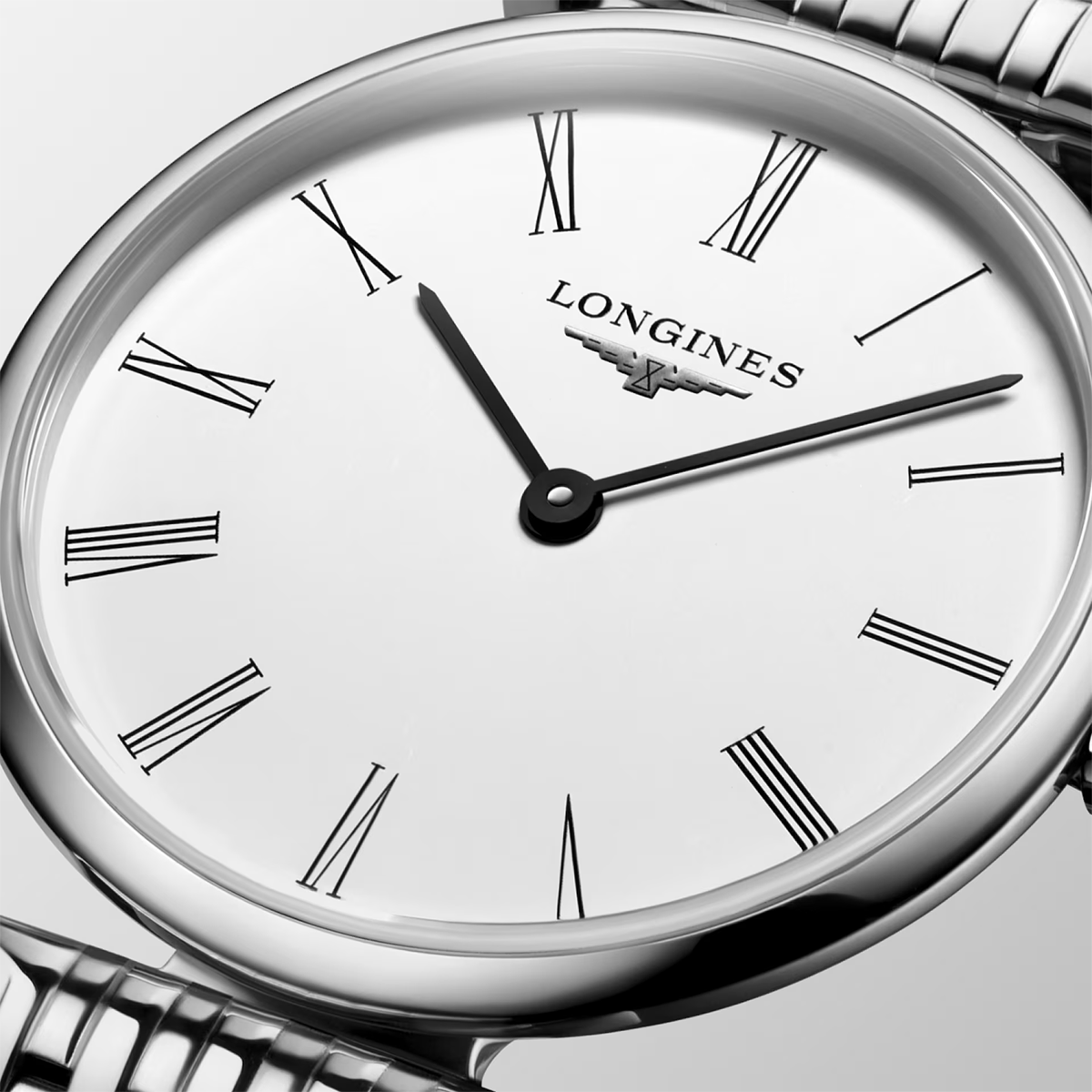 La Grande Classique 24mm White Dial Steel Bracelet Ladies Watch