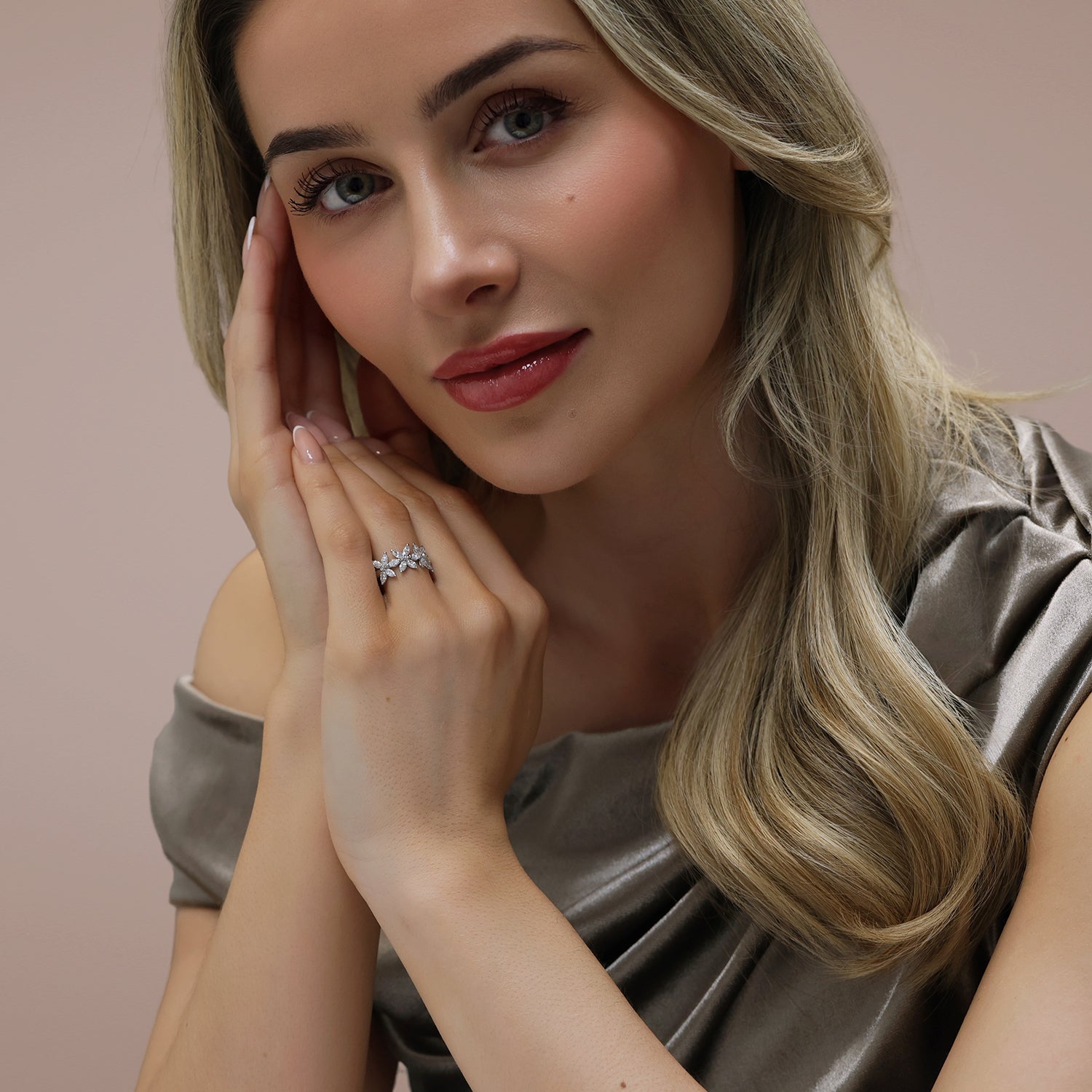 Platinum Flower Marquise Diamond Claw Set Ring