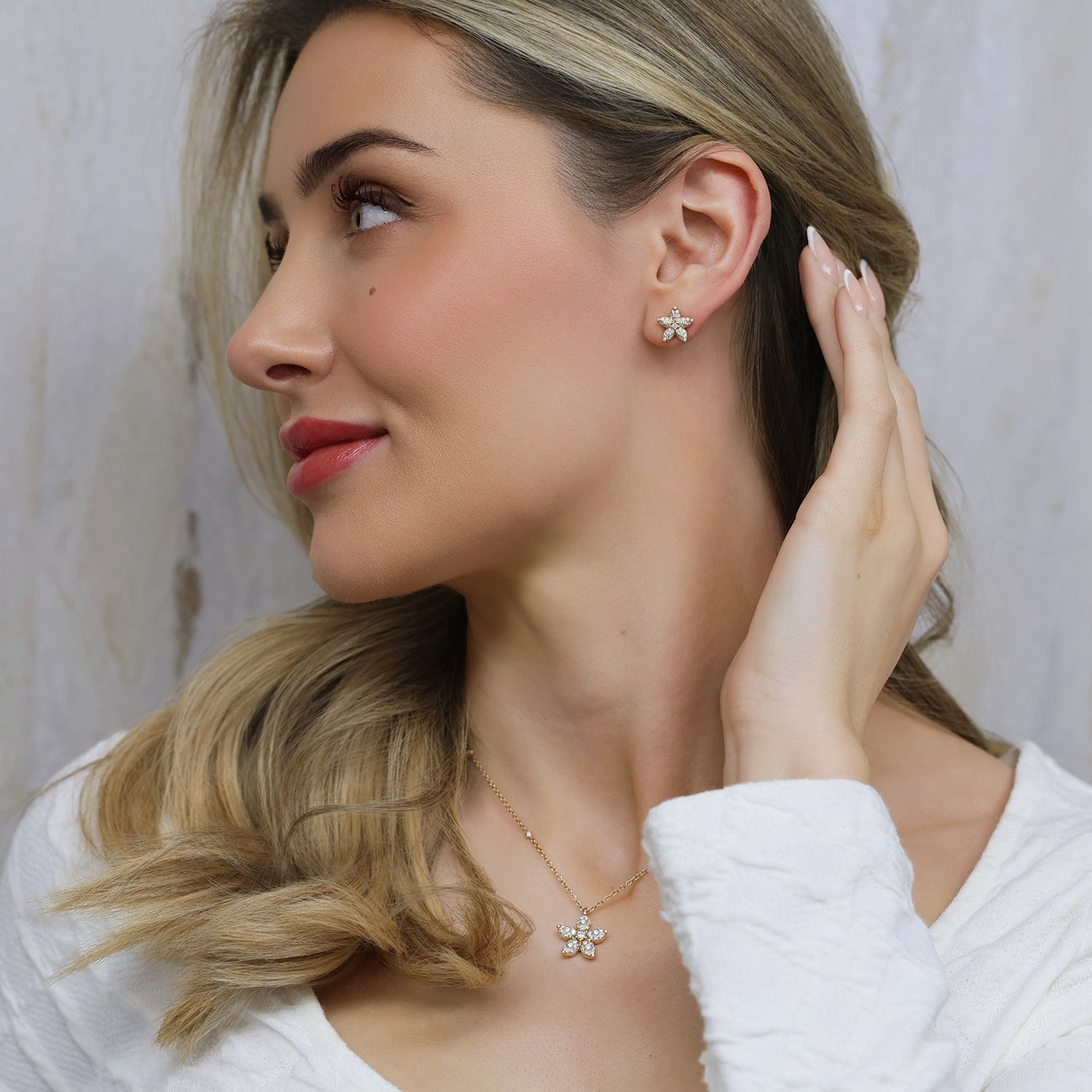 18ct Yellow Gold Bloom Collection Diamond Flower Stud Earrings