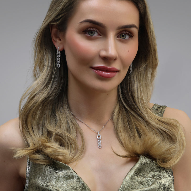 18ct White Gold Round Brilliant Cut Diamond Link Design Drop Necklace