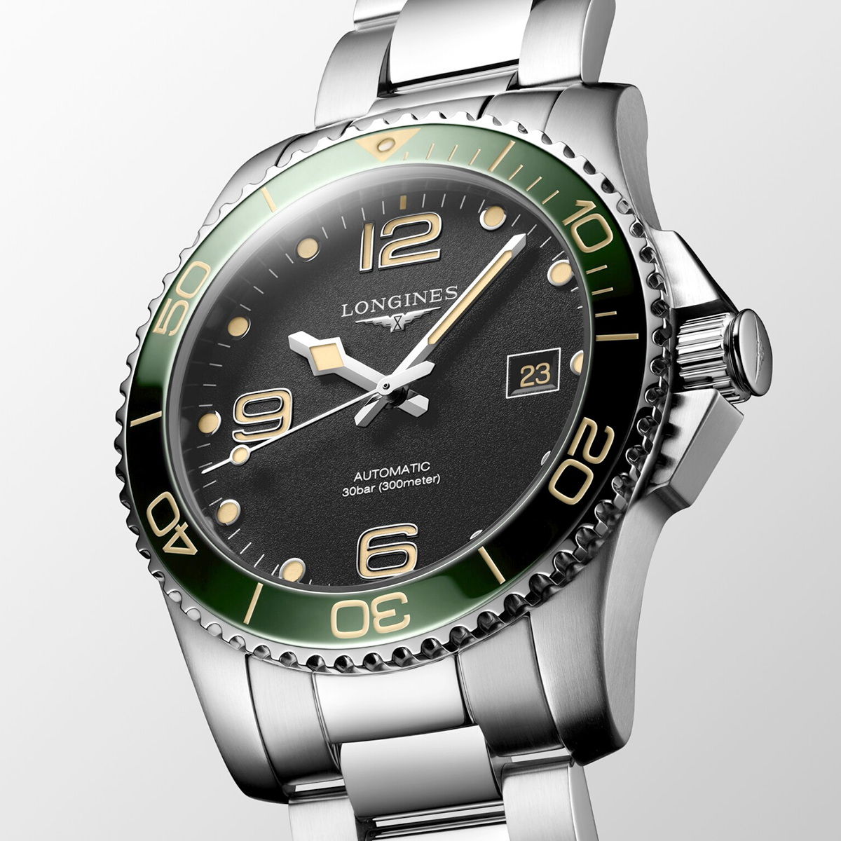 HydroConquest 41mm Black Dial & Green Bezel Men's Bracelet Watch
