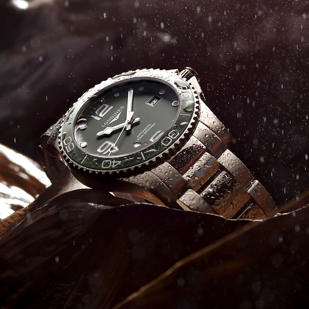 HydroConquest 41mm Green Dial & Ceramic Bezel Men's Bracelet Watch
