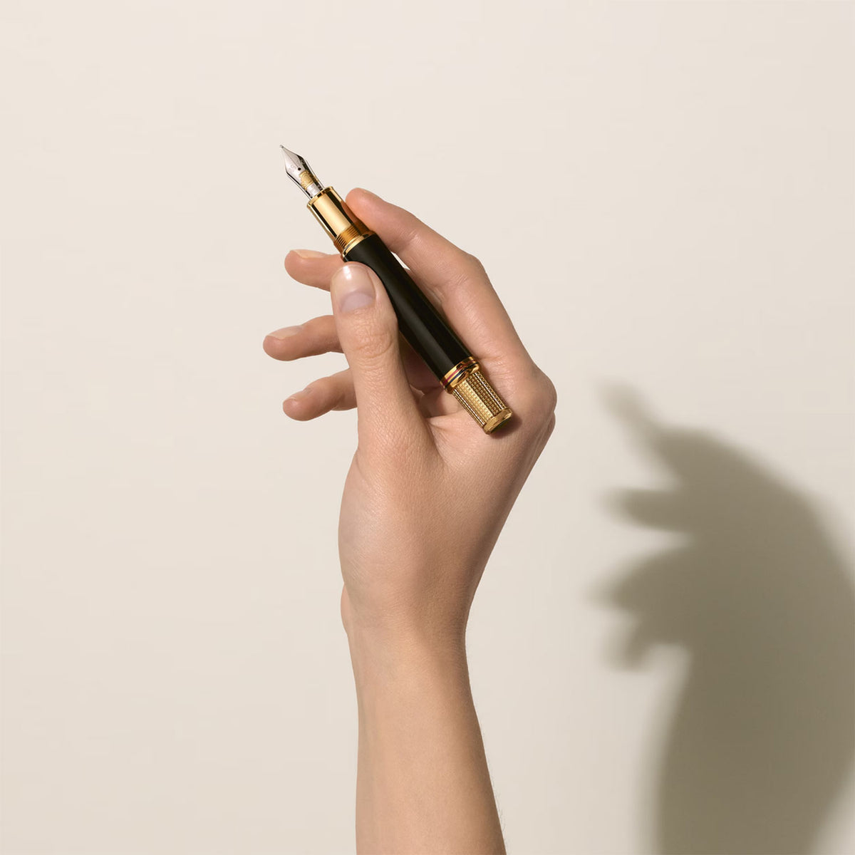 Montblanc Great Characters Homage To The Great Gatsby Limited Edition 1925 Fountain Pen - Berry's Jewellers