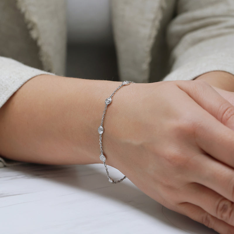 Berry's 18ct White Gold Round Brilliant Cut Diamond Groove Detail Bracelet - Berry's Jewellers