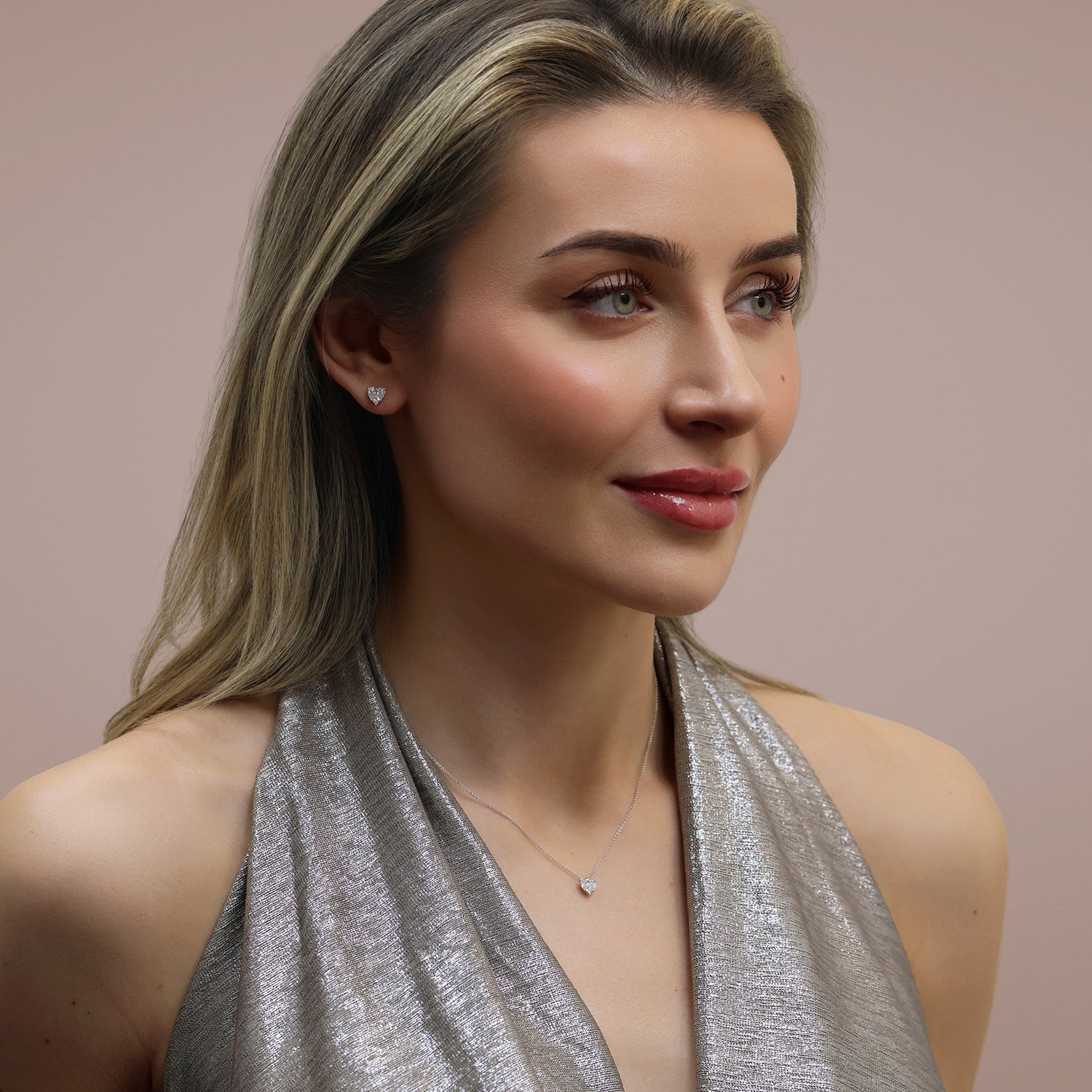 18ct White Gold Mixed Diamond Heart Shaped Stud Earrings