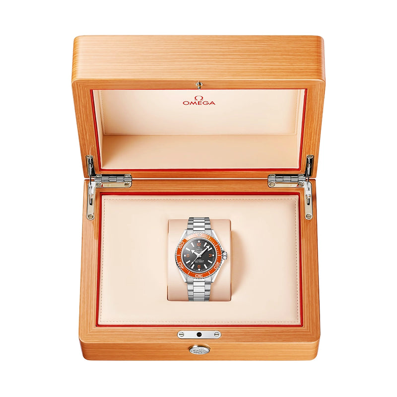 Seamaster Planet Ocean 600m 42mm Black Dial & Orange Bezel Bracelet Watch