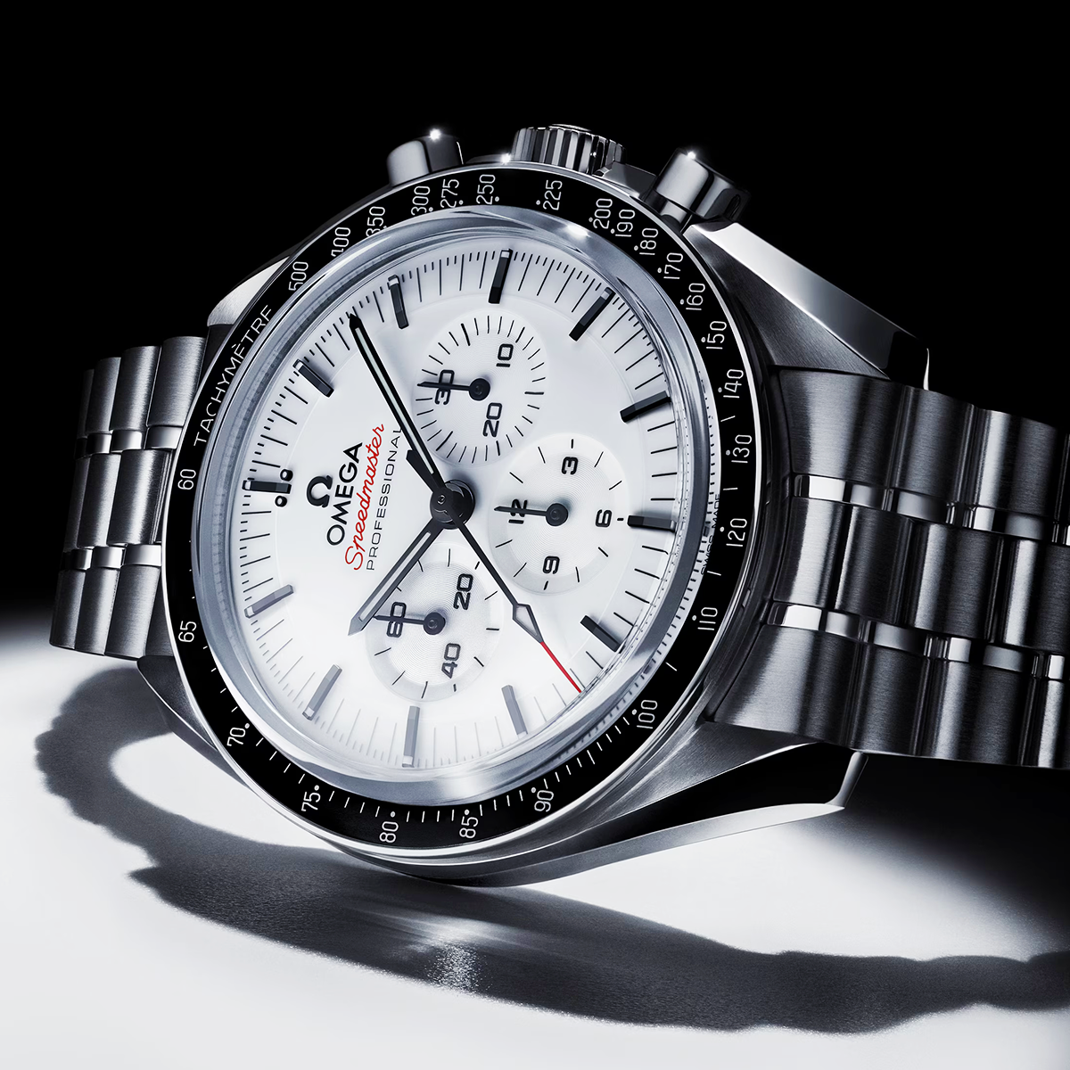 Speedmaster Moonwatch 42mm White Dial Men's Bracelet Watch